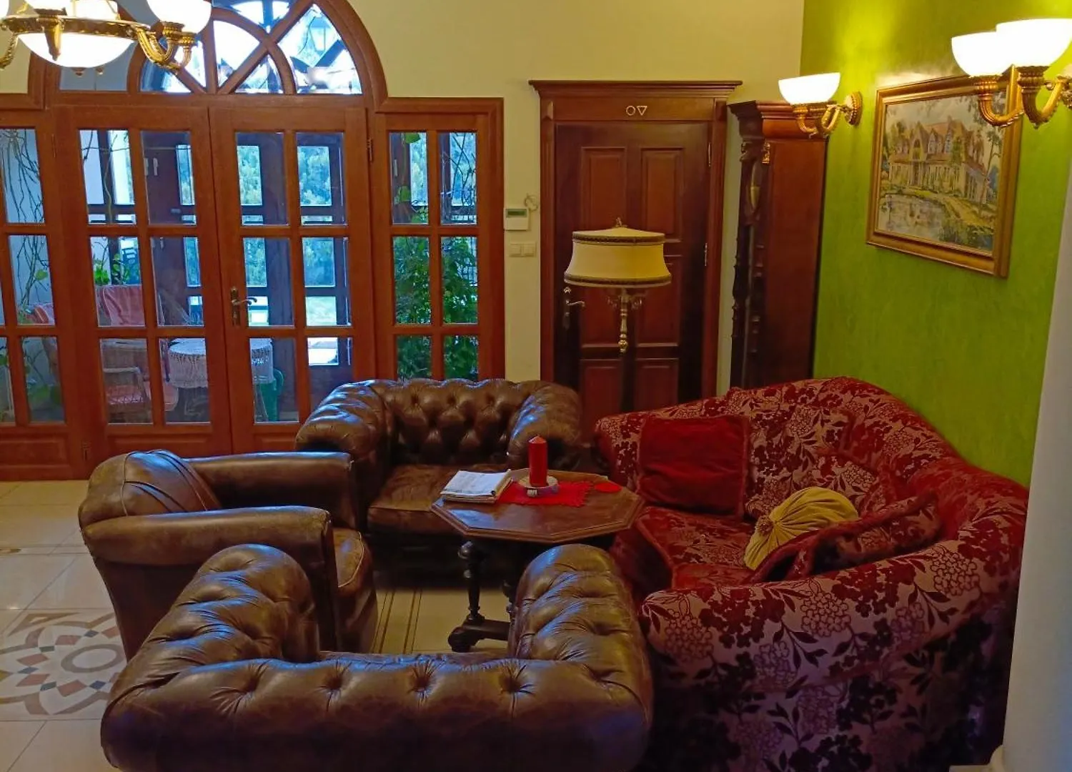 Dwor Pod Rozami Bed & Breakfast Smolec Poland