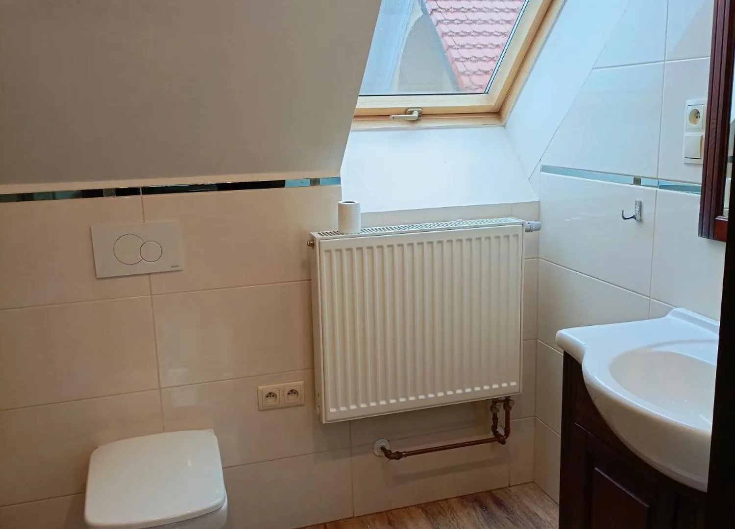 Bed & Breakfast Dwor Pod Rozami Bed and Breakfast Smolec